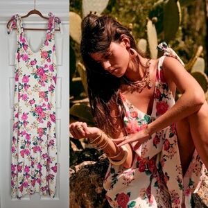 Sézane Lindy Floral Dress